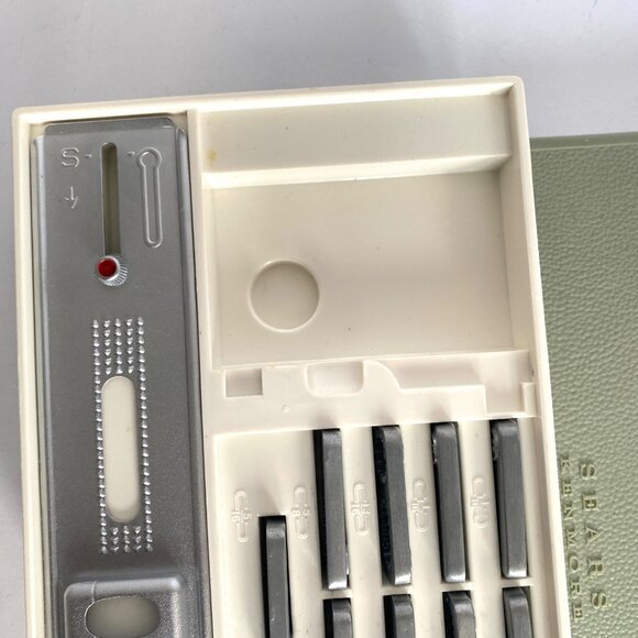 Sears Kenmore Buttonholer Zig-Zag Sewing Machine Accessories Kit Model 17501 Vtg - Picture 11 of 16